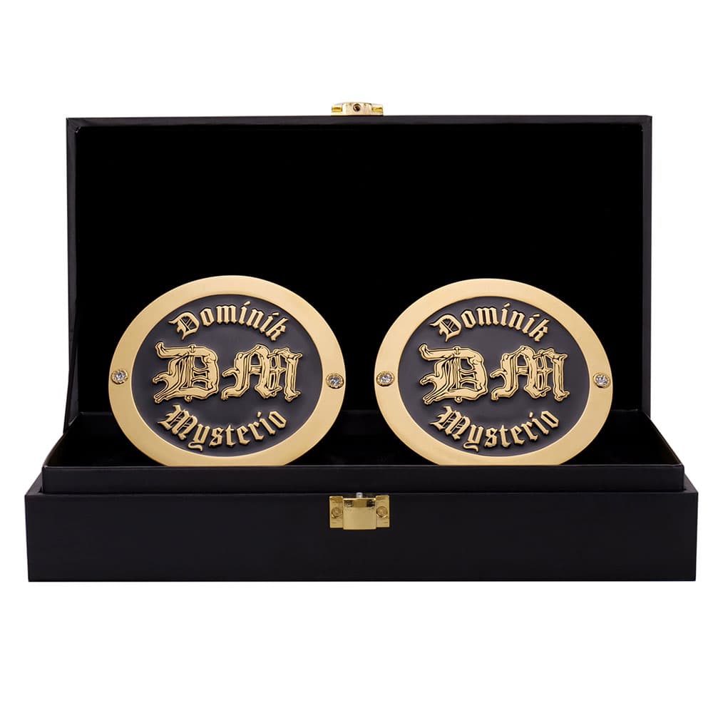 Dominik Mysterio Replica Side Plate Box Set